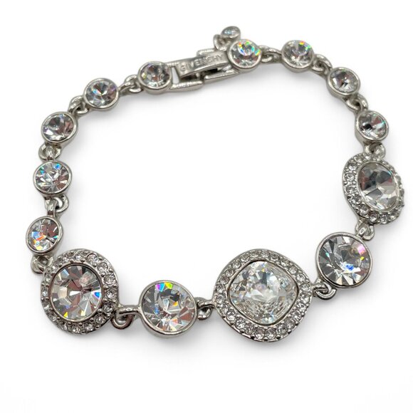 Vintage GIVENCHY Crystal Silver-Tone Pave Tennis Bracelet Rhinestone Bracecelet - Picture 4 of 10